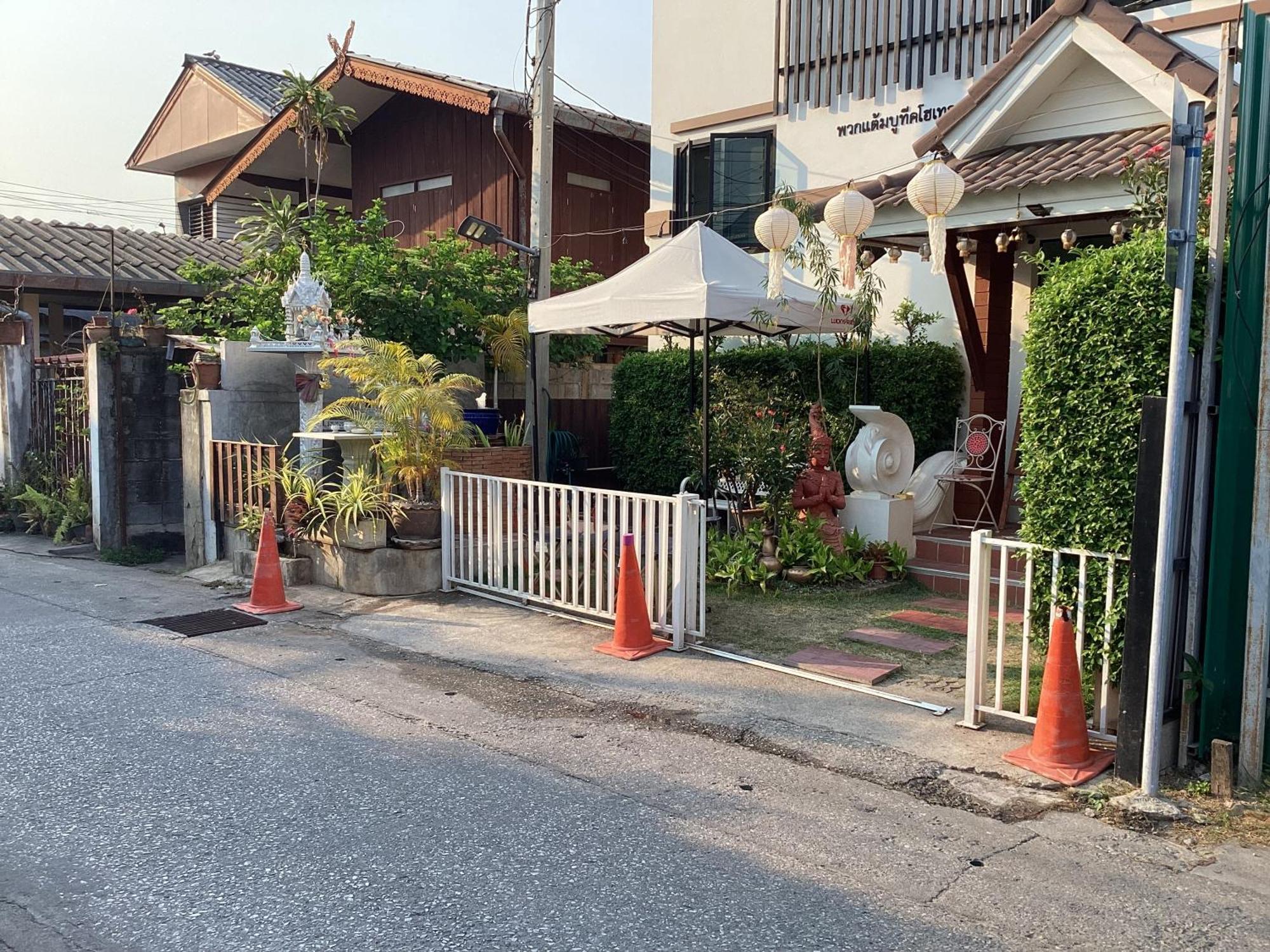 צ'יאנג מאי Puak Taem Boutique Hotel מראה חיצוני תמונה